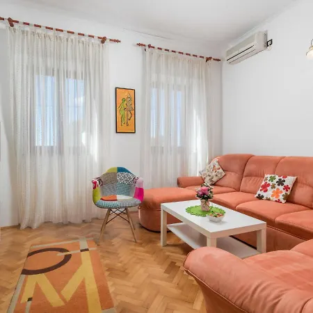 Petra By Interhome Dramalj