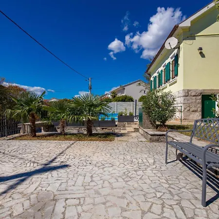 Petra By Interhome Case de vacanță Dramalj