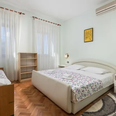 Petra By Interhome *