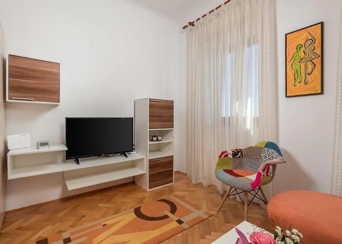 Petra By Interhome